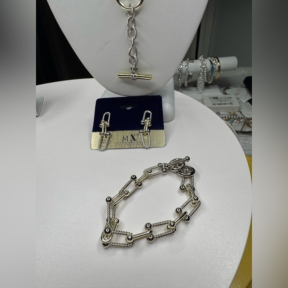 Assorted Cable Jewelry - Picture 9 of 9